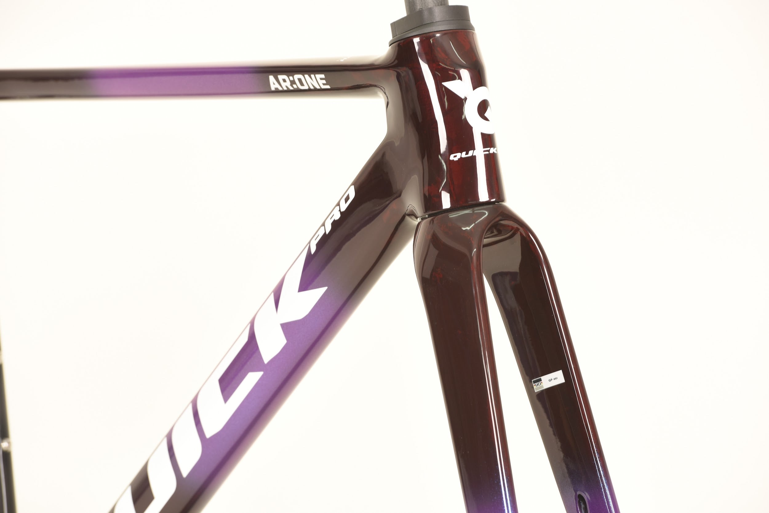 AR:ONE CUSTOM COLOR