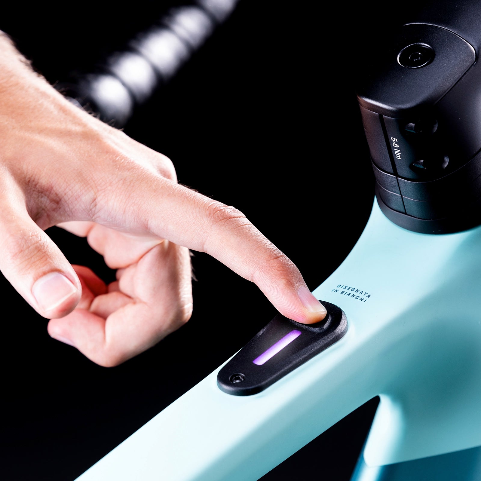 Bianchi E-Oltre Ultegra Di2 Carbon E-Road Bike